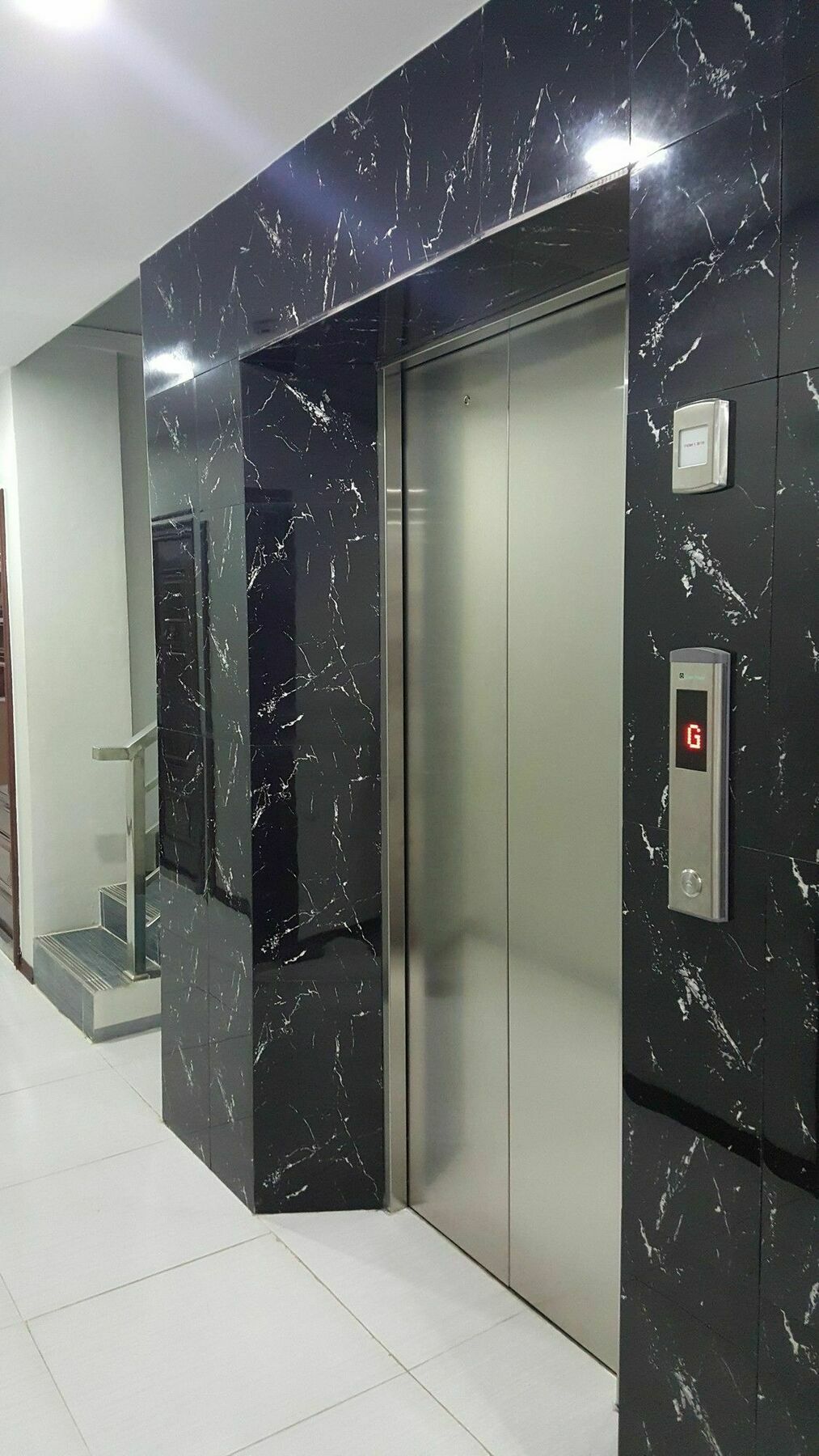 יאנגון Asian Smile Hotel מראה חיצוני תמונה